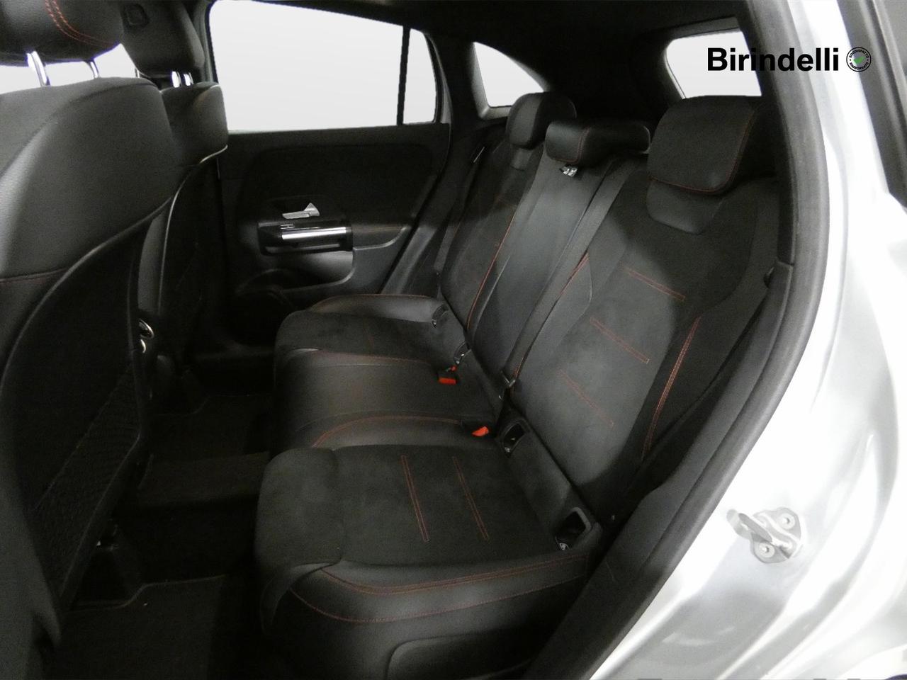 Mercedes-Benz GLA (H247) - GLA 200 d Automatic Premium