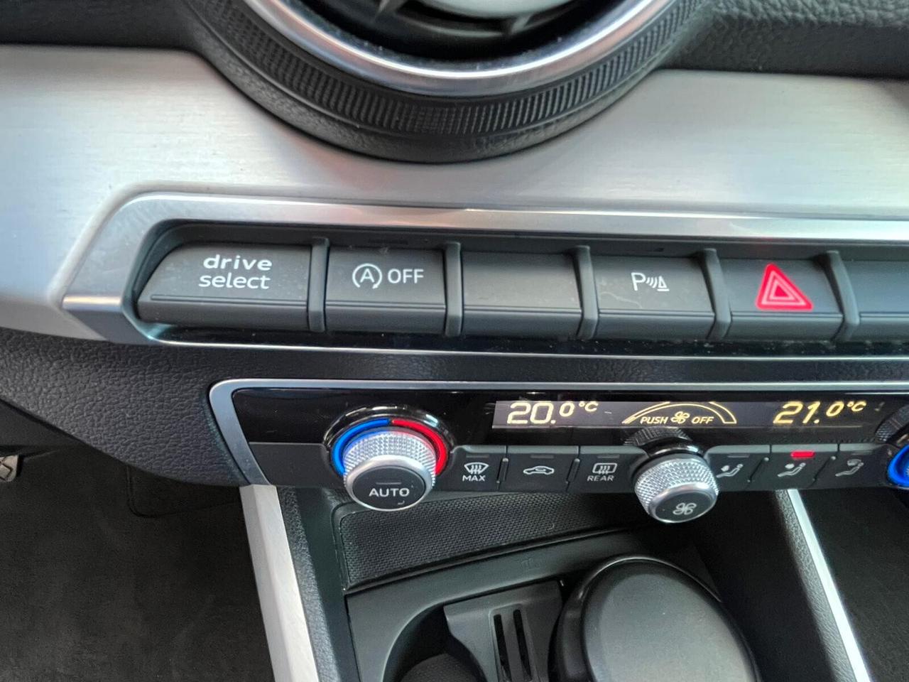 Audi Q2 30 TDI Edition S-LINE ESTERNO