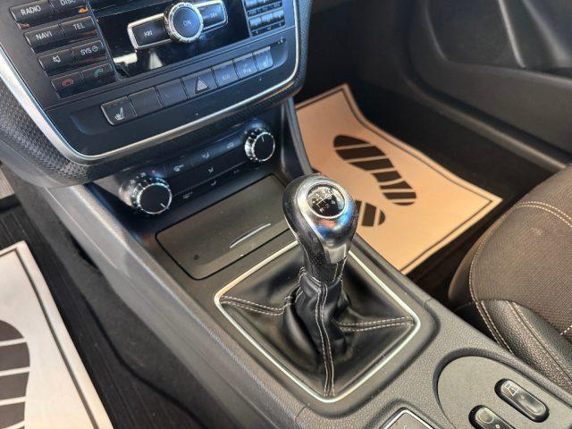 MERCEDES-BENZ A 180 CDI Premium