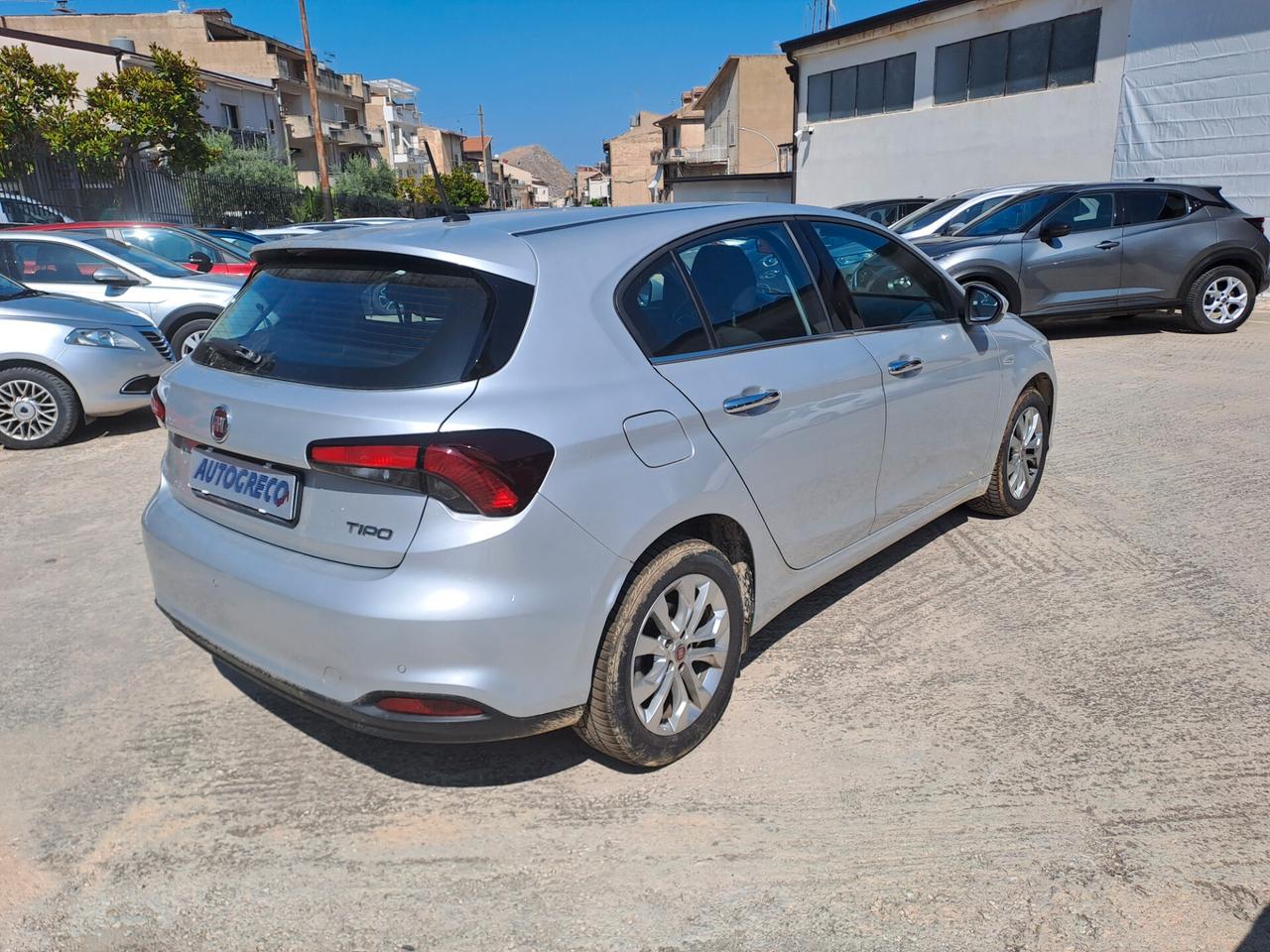 Fiat Tipo 1.6 Mjt S&S 5 porte Lounge