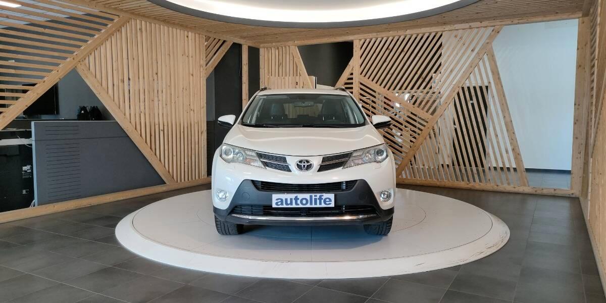 Toyota Rav4 2.2 d-cat Style 4wd 150cv auto