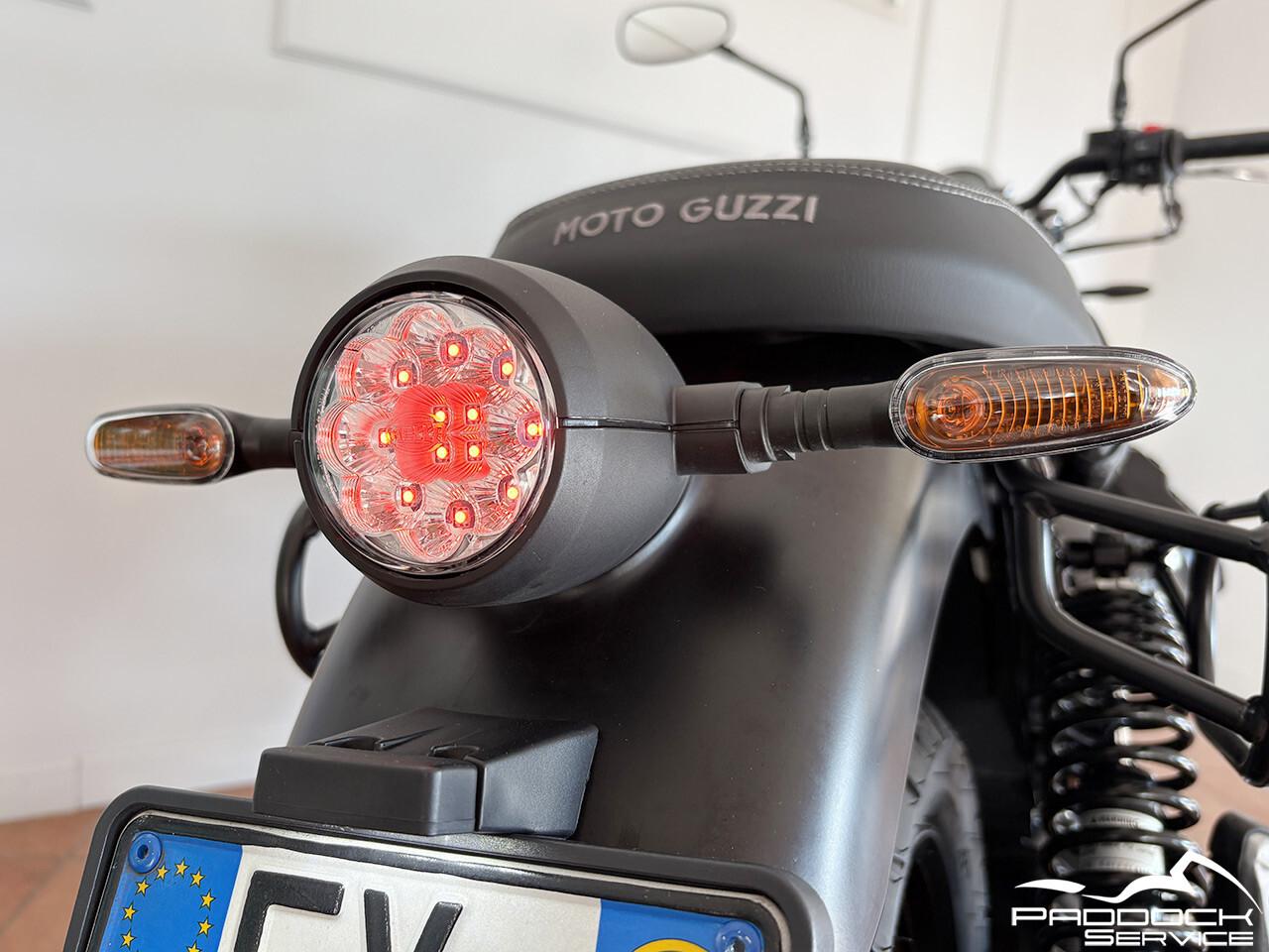 Moto Guzzi V7 IV Stone 2021 SOLO 7.818 km DA 107 EURO/MESE