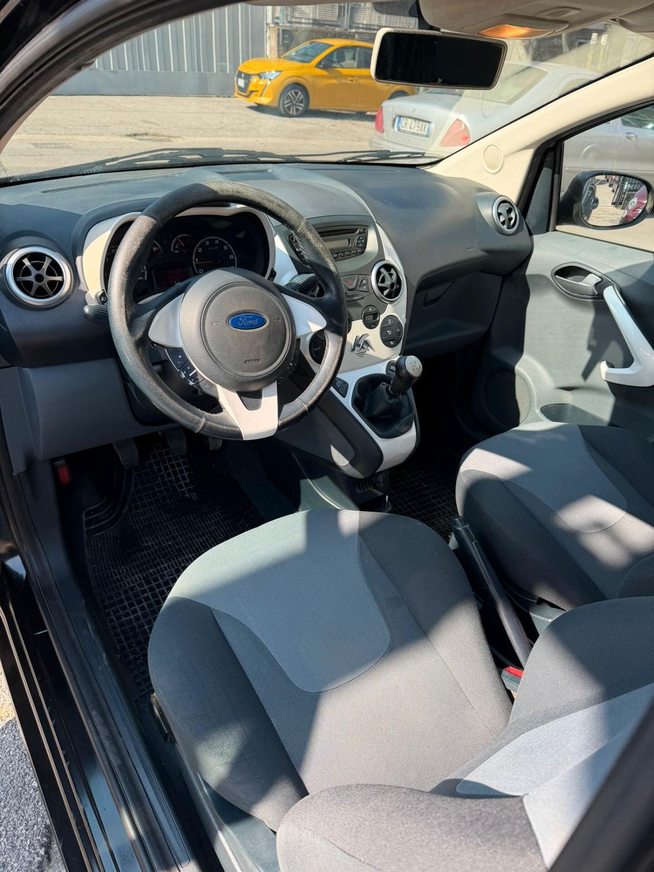 Ford Ka 1.2 8V 69CV Titanium