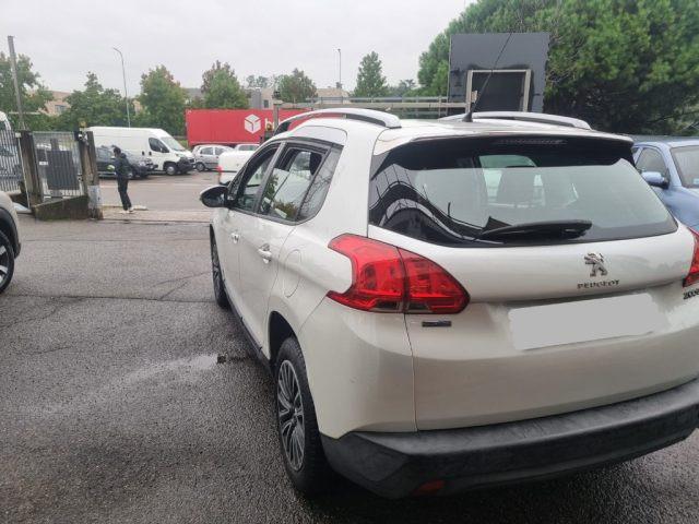 PEUGEOT 2008 BlueHDi 100 Allure