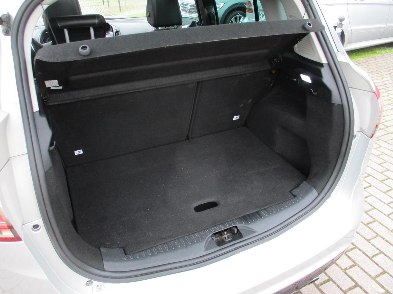 Ford B-Max 1.6 tdci Titanium 95cv TETTO/Ok Neopat.