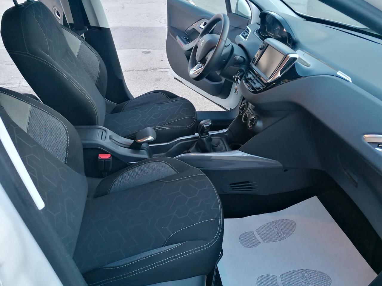 Peugeot 2008 BlueHDi 100 Active