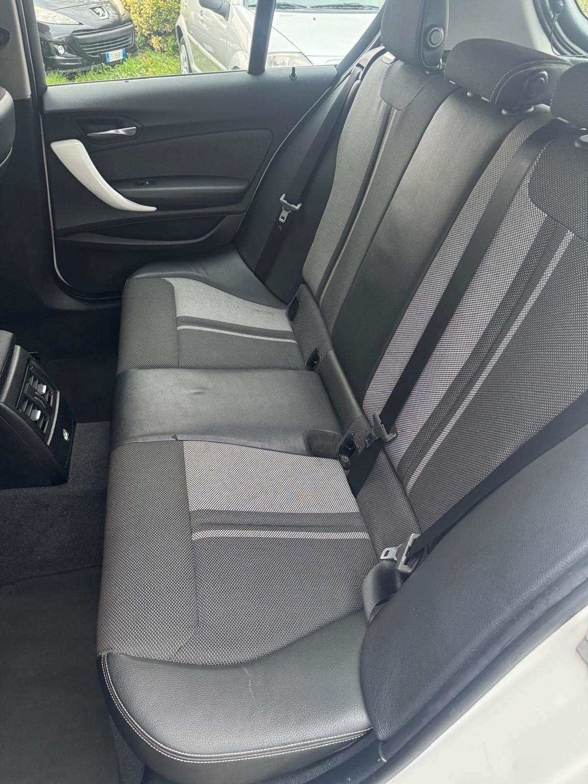 Bmw 116 116d 5p. Urban