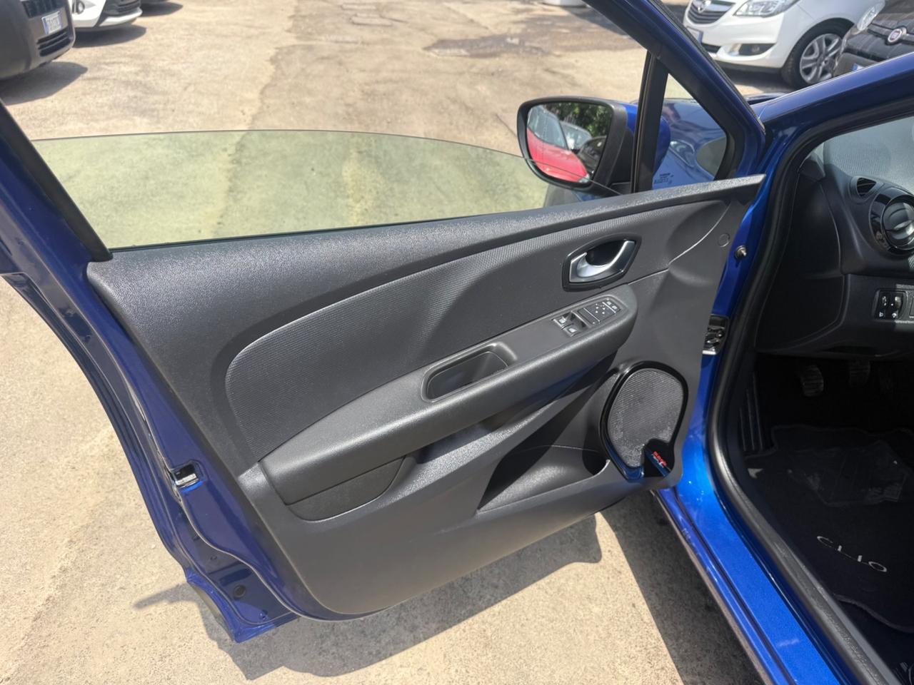 Renault Clio dCi 8V 90 CV 5 porte Moschino Life