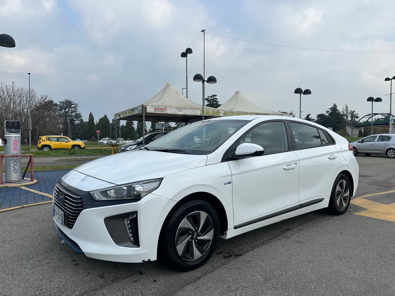 Hyundai Ioniq 1.6 Hybrid DCT Comfort