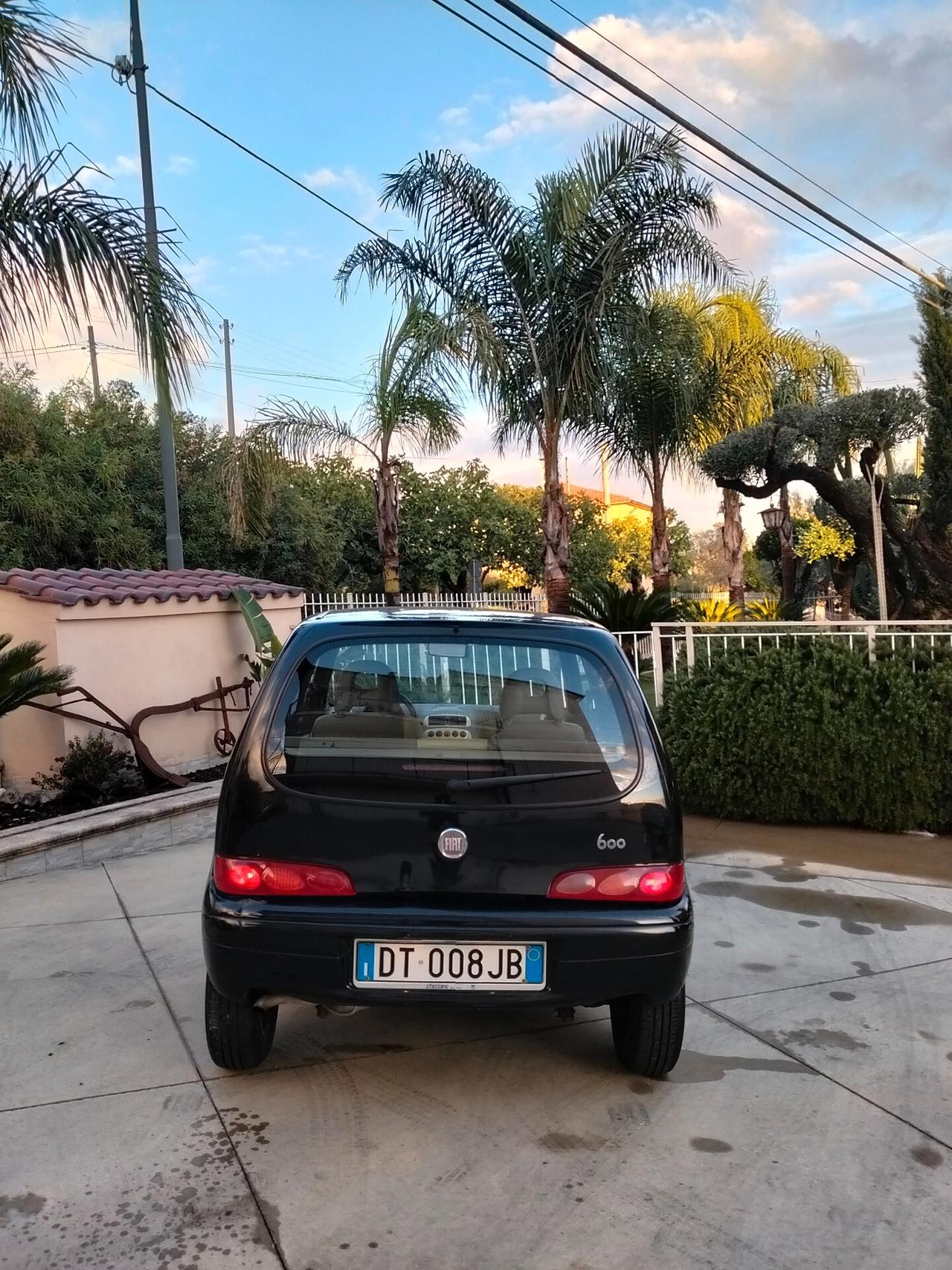 Fiat 600 1.1 50th Anniversary