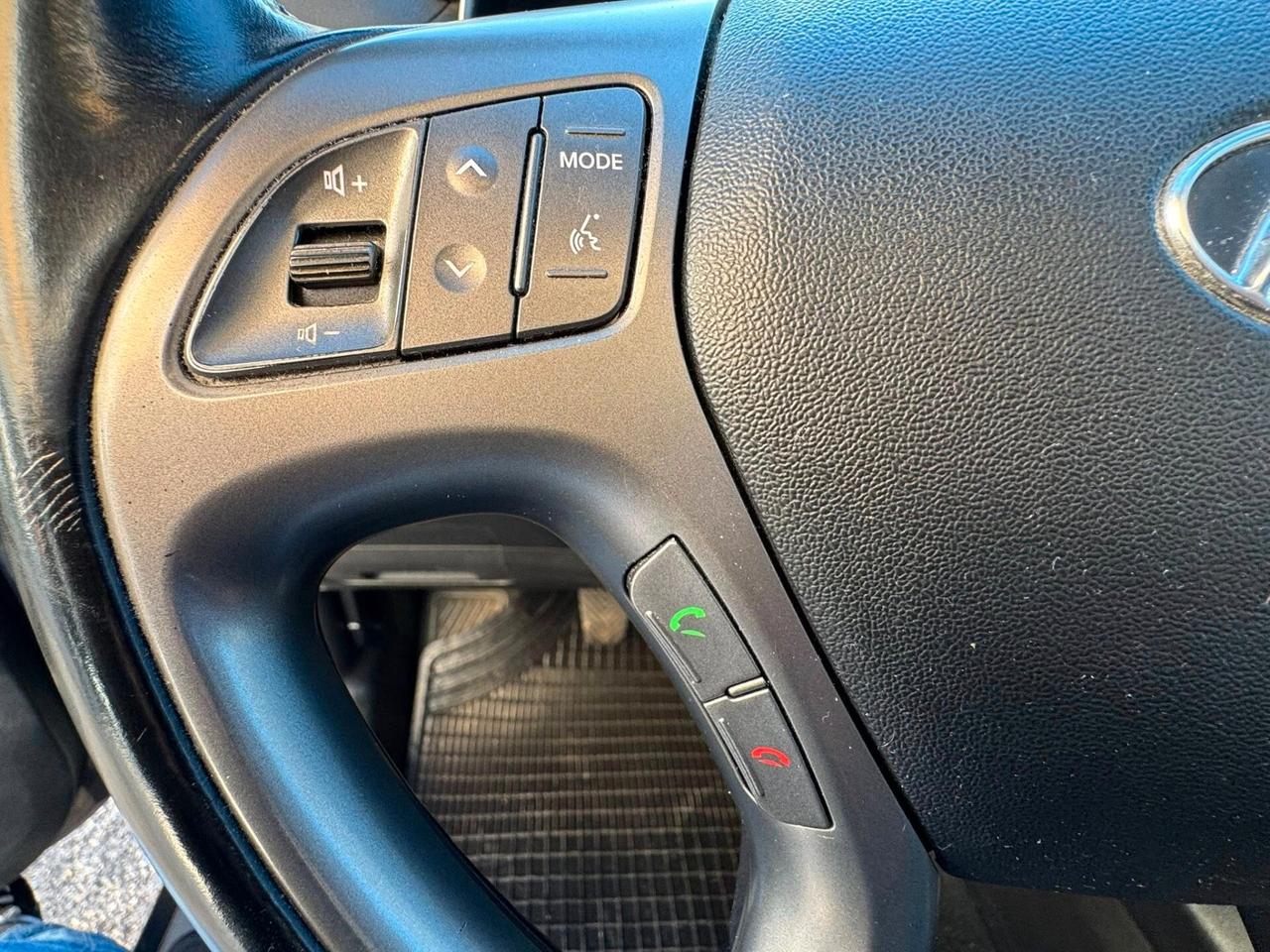 HYUNDAI IX35 1.7 CRDI 2WD XPOSSIBLE TETTO+NAVI+RETROCAMERA