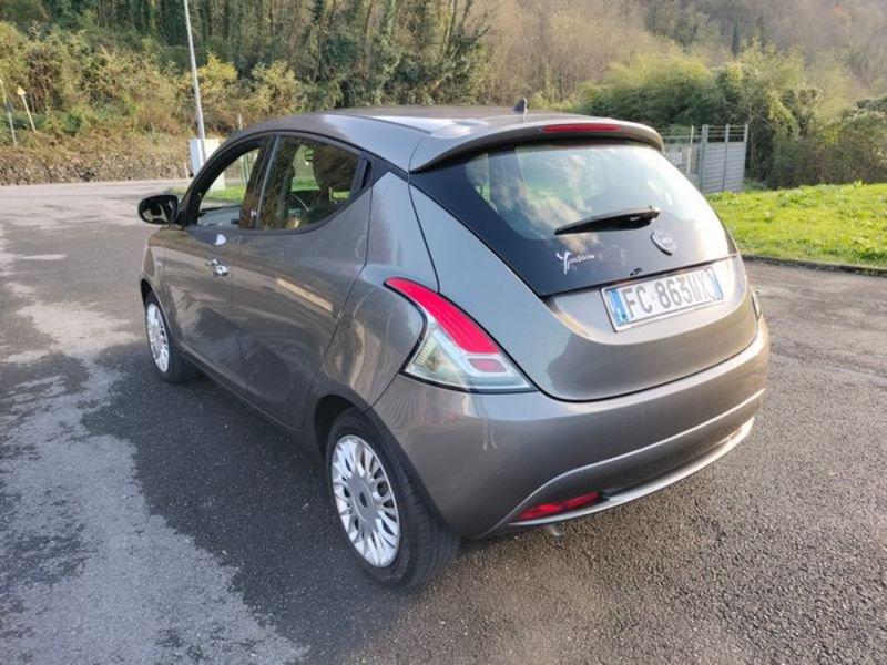 Lancia Ypsilon 1.2 69 CV 5 porte Gold GPL!!