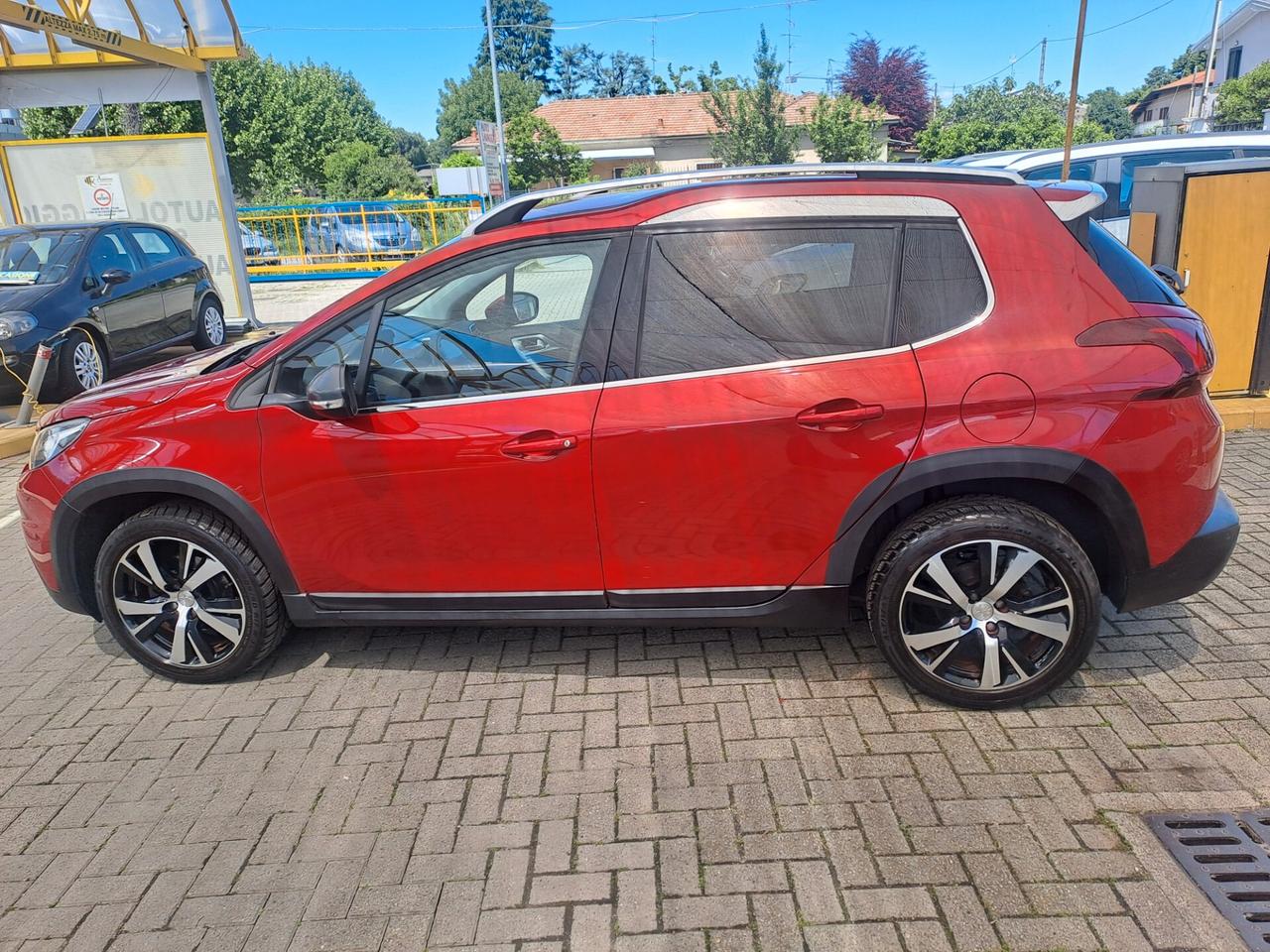 Peugeot 2008 PureTech Turbo 110 S&S Allure