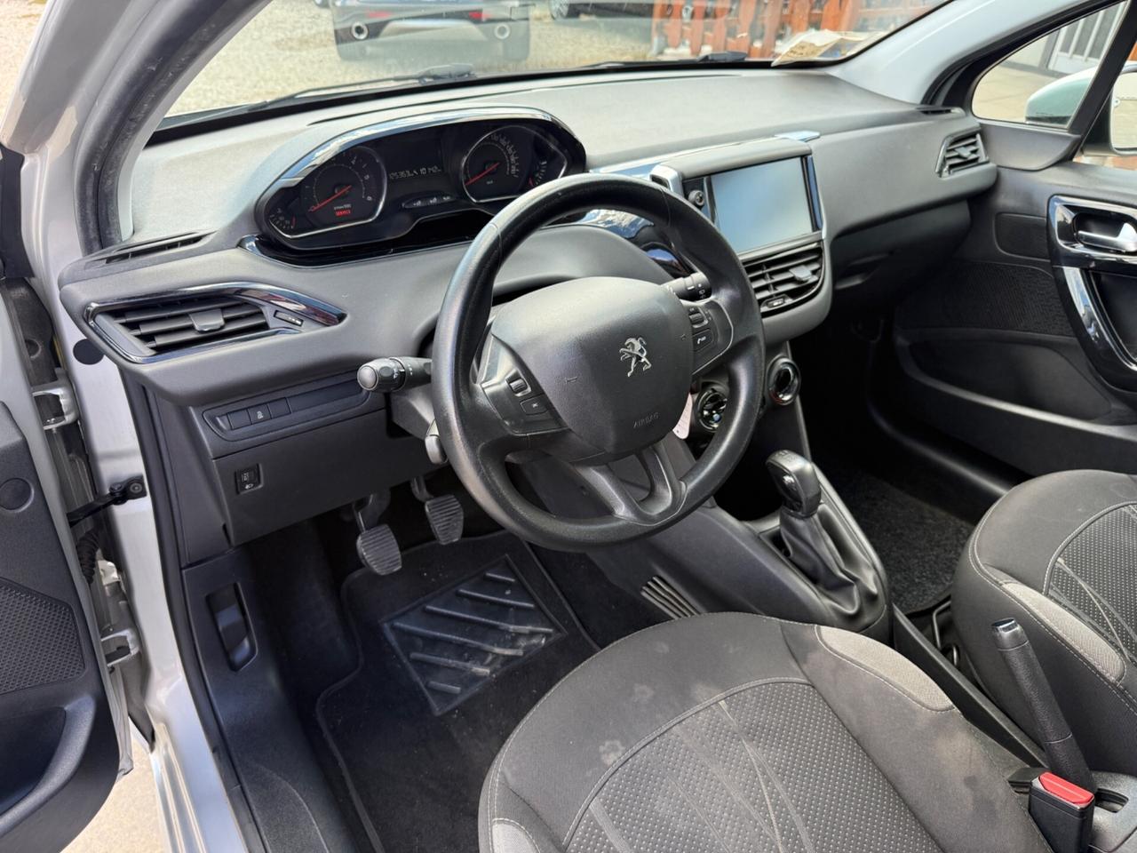 Peugeot 208 1.4 HDi 68 CV 5 porte Access