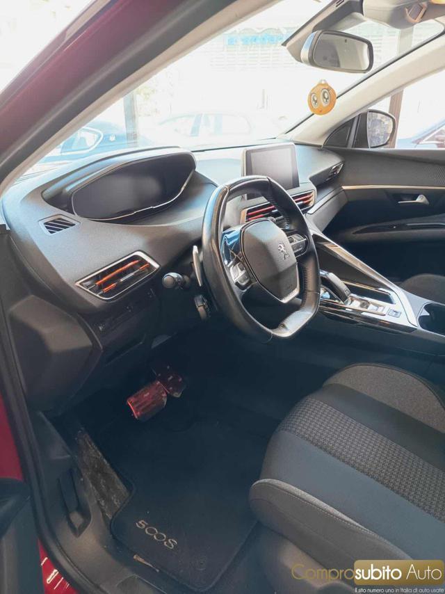 PEUGEOT 5008 BlueHDi 130 S&S EAT8 Allure