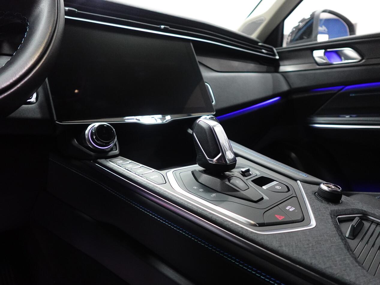 Lynk and Co 01 1.5 BZ 261 CV PHEV 01