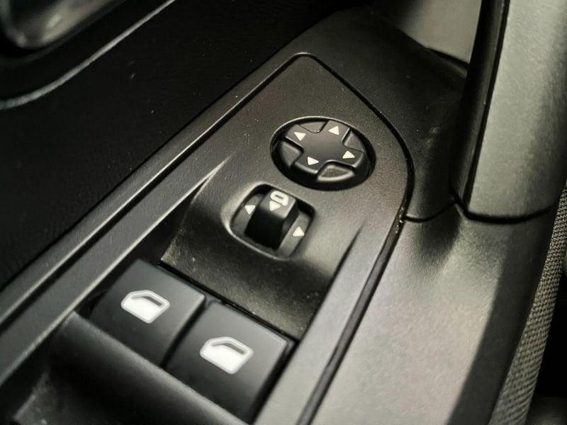 Peugeot 2008 PureTech 100 S&S Active Pack * PROMO *