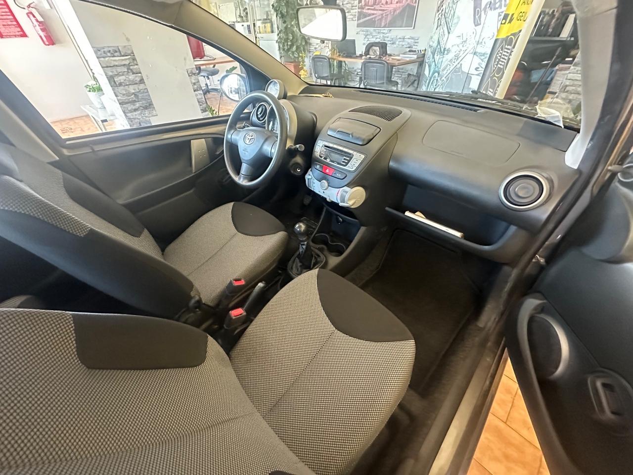 Toyota Aygo 1.0benz. 97.000km