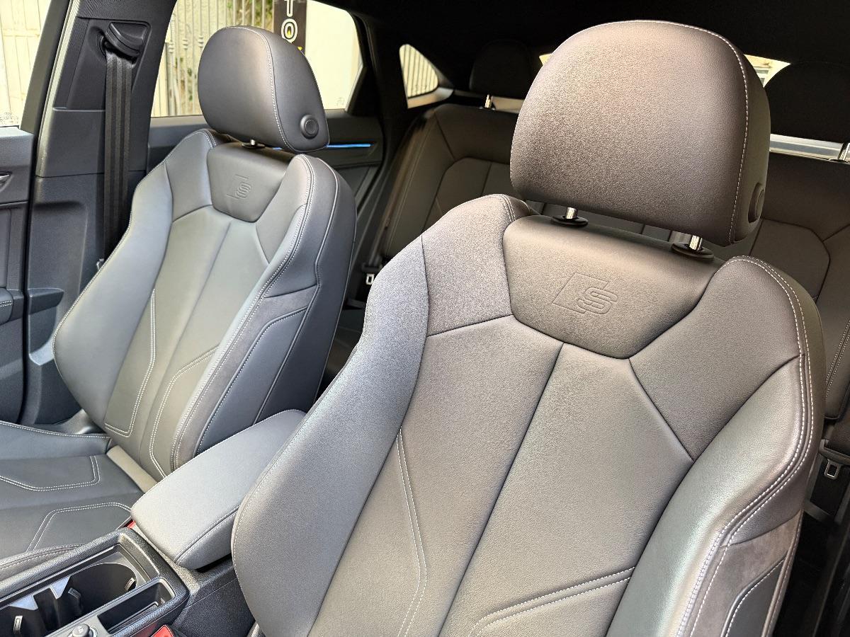 Audi Q3 Sportback 35TDI S-line Identity Black 150CV