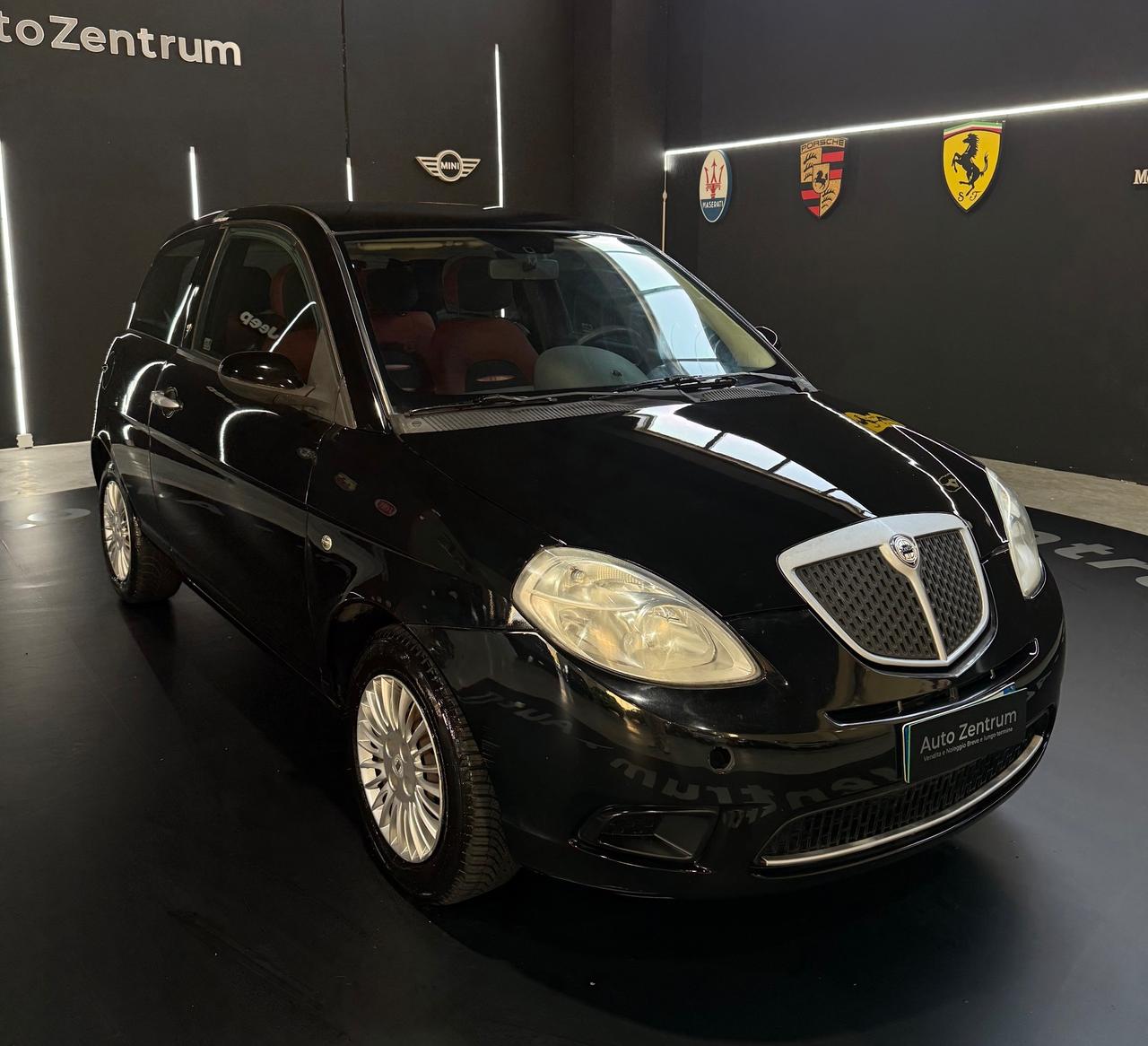 Lancia Ypsilon 1.2 Argento