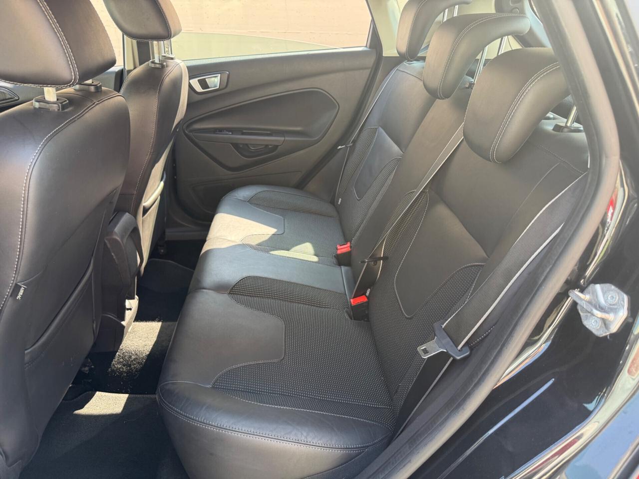 Ford Fiesta 1.0GPL 100CV 5 porte Individual - 2013