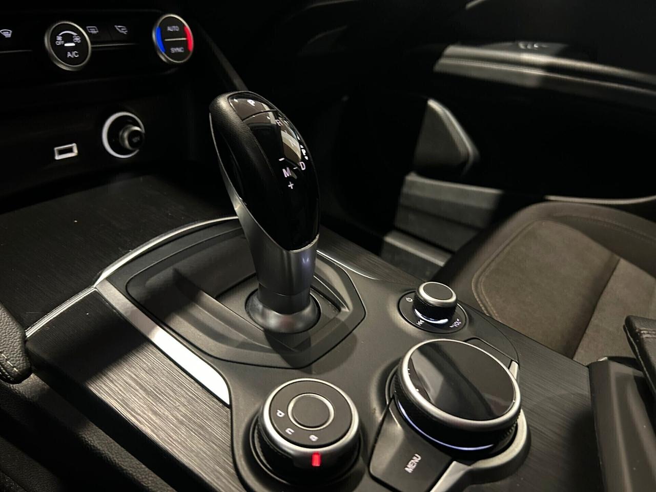 Alfa Romeo Stelvio 2.2 Turbodiesel 210 CV AT8 Q4 Business