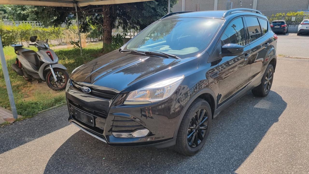 Ford Kuga 2.0 TDCI 150 CV S&S 4WD Powershift Titanium