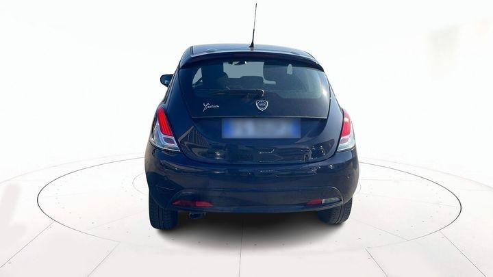 Lancia Ypsilon 1.2 69 CV 5P Gold UCONNECT Blue&Me