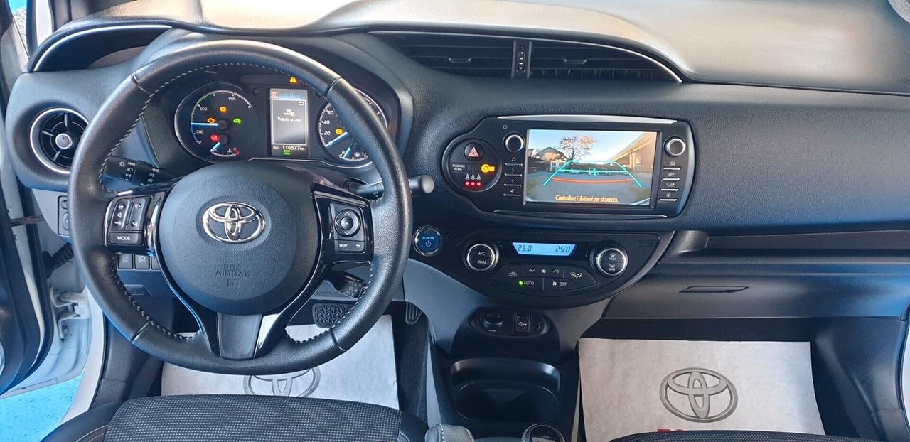 TOYOTA YARIS 1.5 BENZINA/HYBRID FULL OPTIONAL