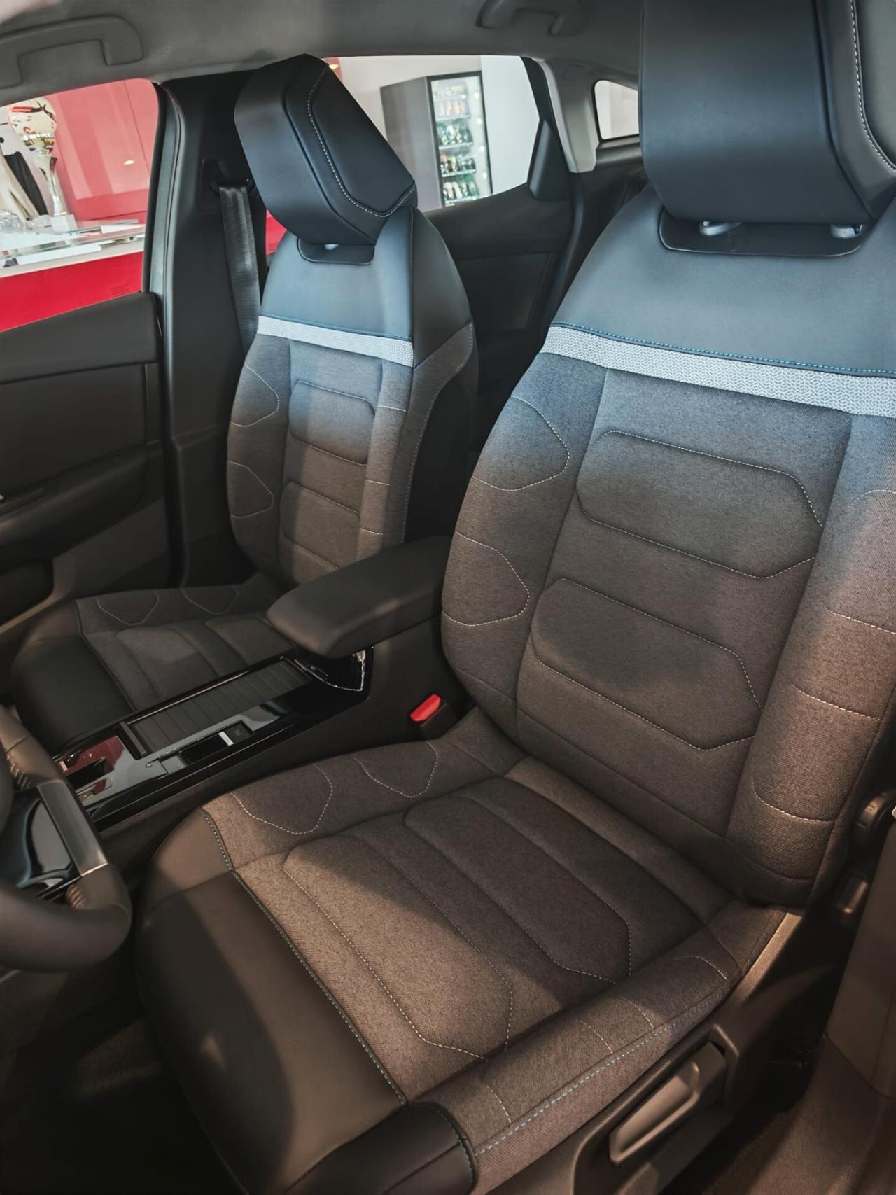 Citroen C4 PureTech 130 S&S EAT8 Plus