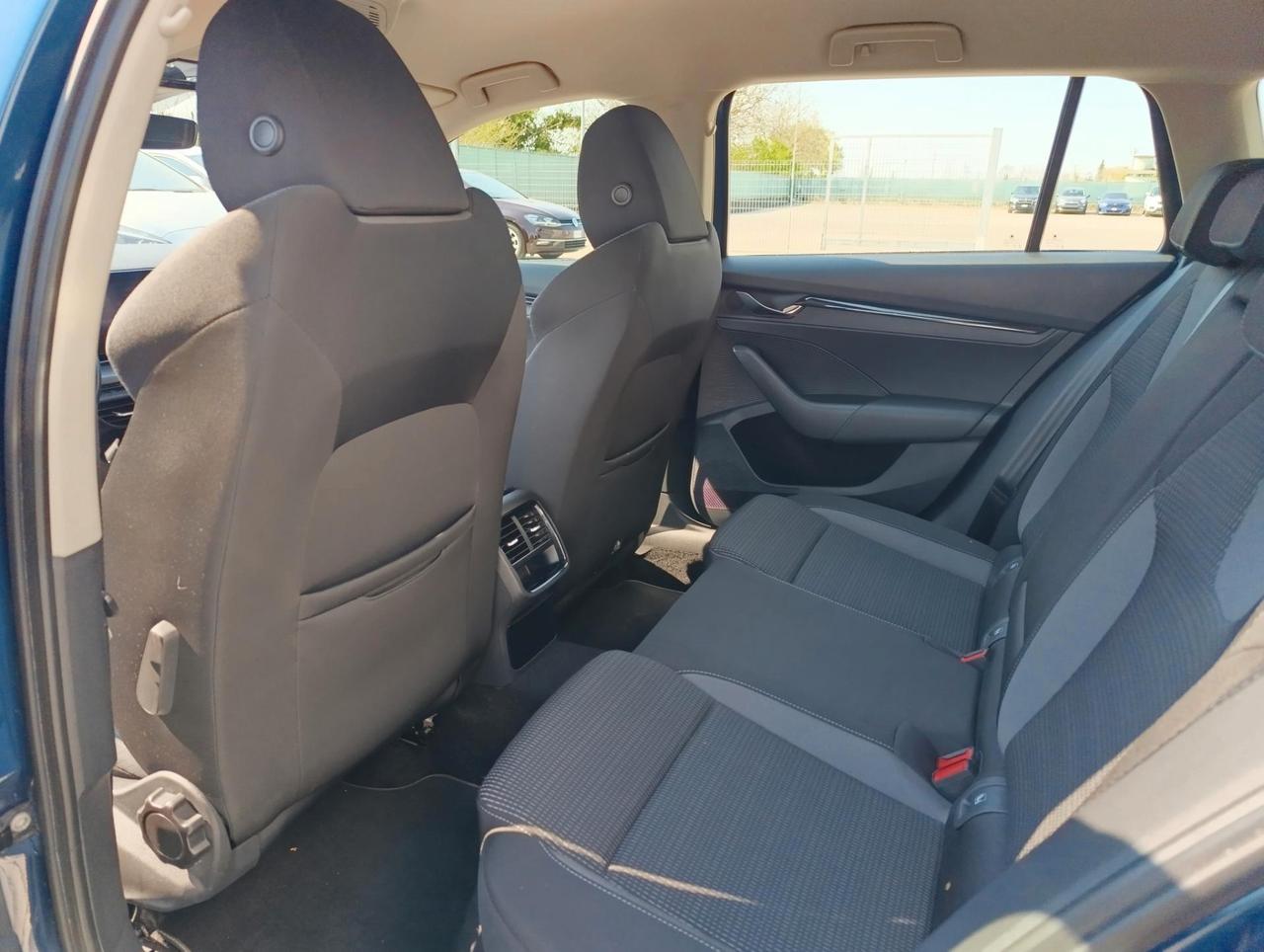 Skoda Octavia Wagon 2.0 tdi evo Executive 115cv dsg