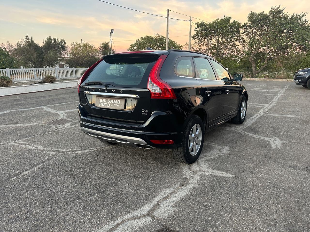VOLVO XC60 AWD 2.4D Momentum