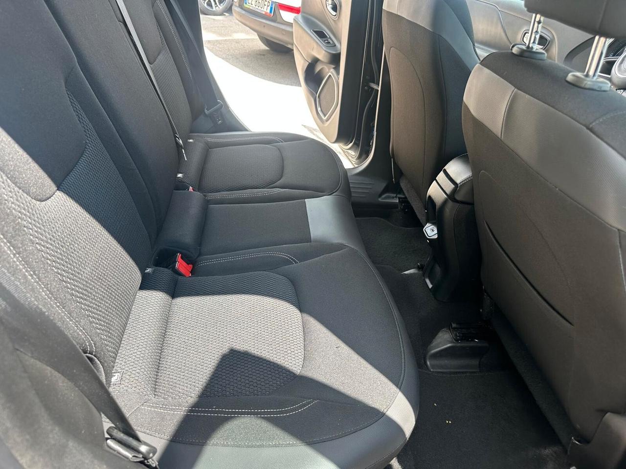 Jeep Renegade 1.6 Mjt 120 CV Longitude NEOPATENTATI