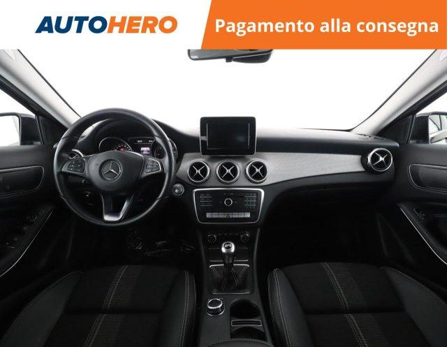 MERCEDES-BENZ GLA 180 d Sport