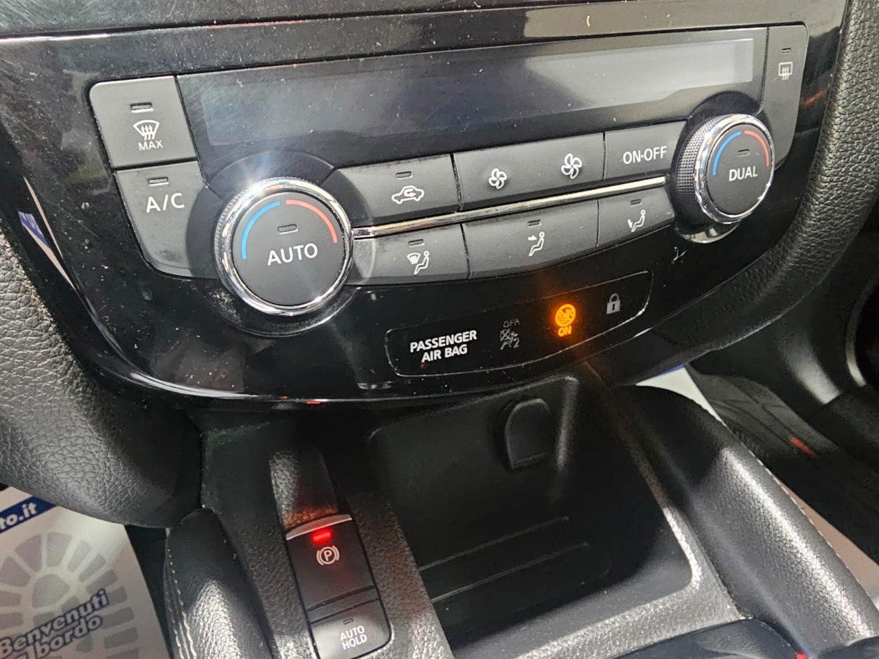 Nissan Qashqai 1.5 dci N-Connecta 115cv