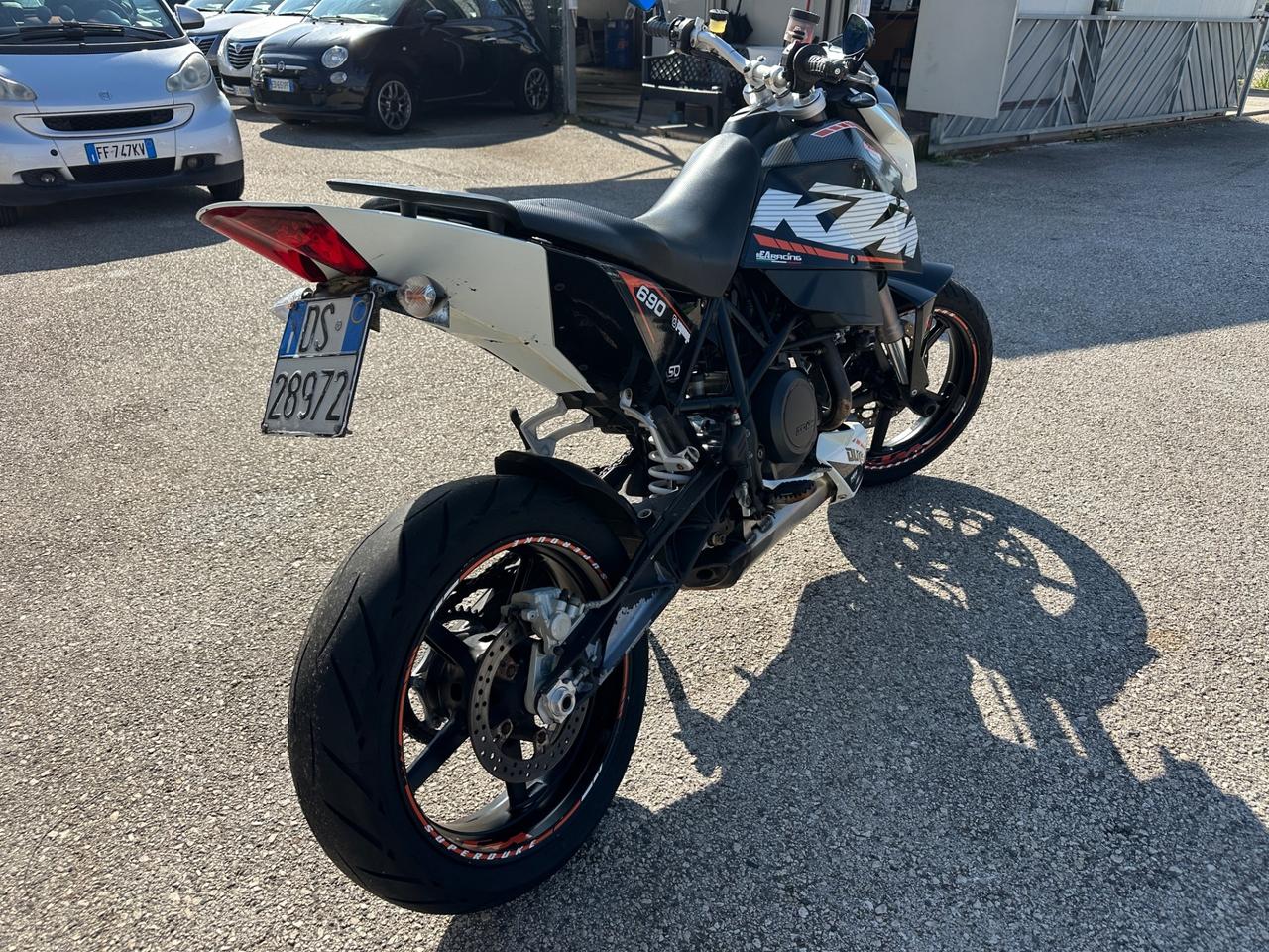 Ktm 690 Duke SuperDuke