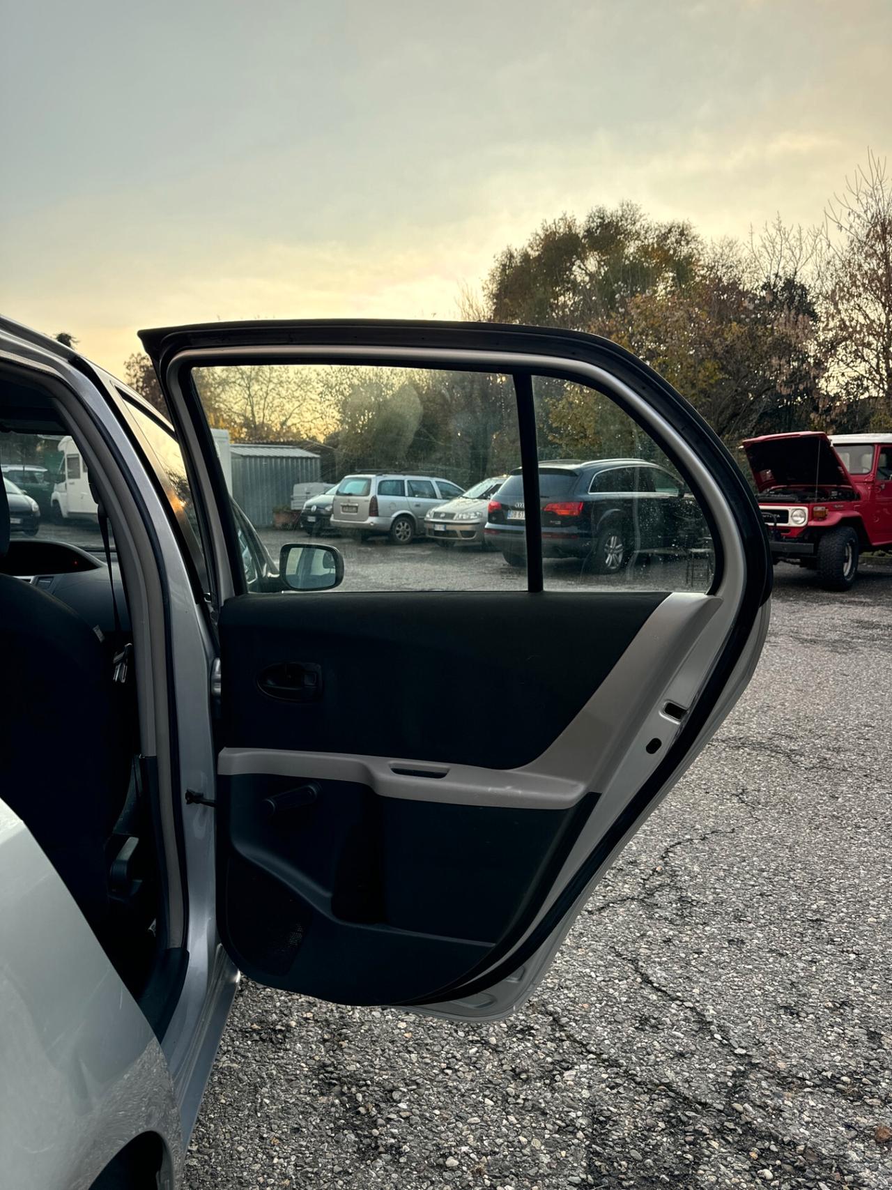 Toyota Yaris 1.0 51kw 5p Benz*UNICO proprietario*