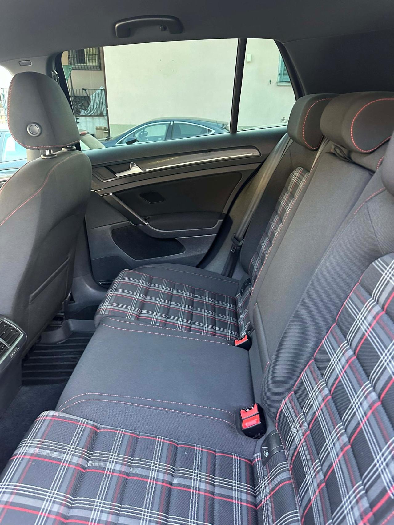 Volkswagen GOLF GTI PERFORMANCE 5P EU6B FULLOPT