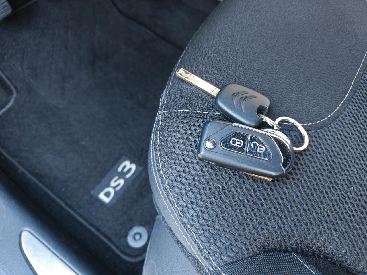 DS3 1.6 BENZINA 120cv SoChic / 97.000km