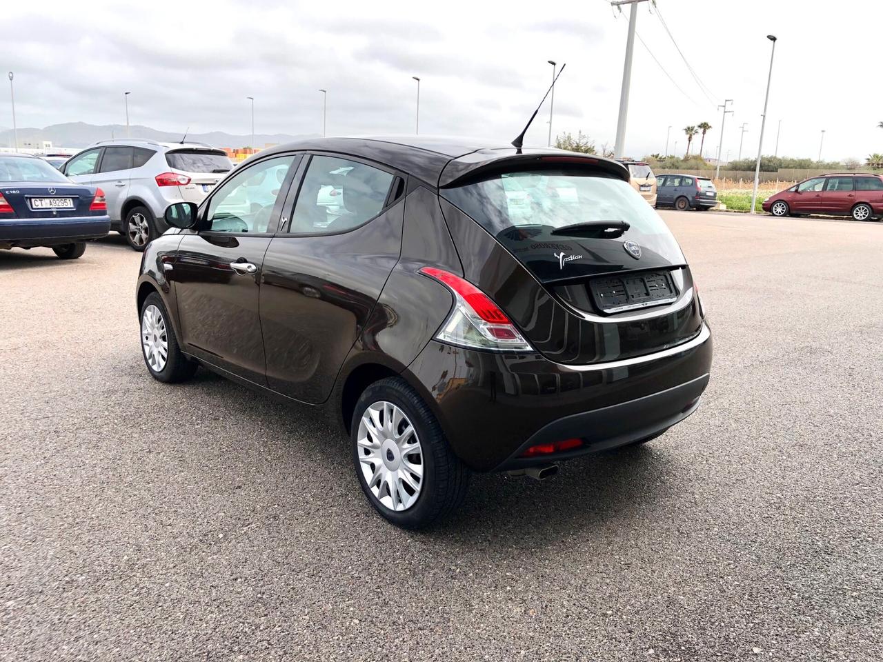 LANCIA YPSILON 1.2 69 CV GOLD S&S