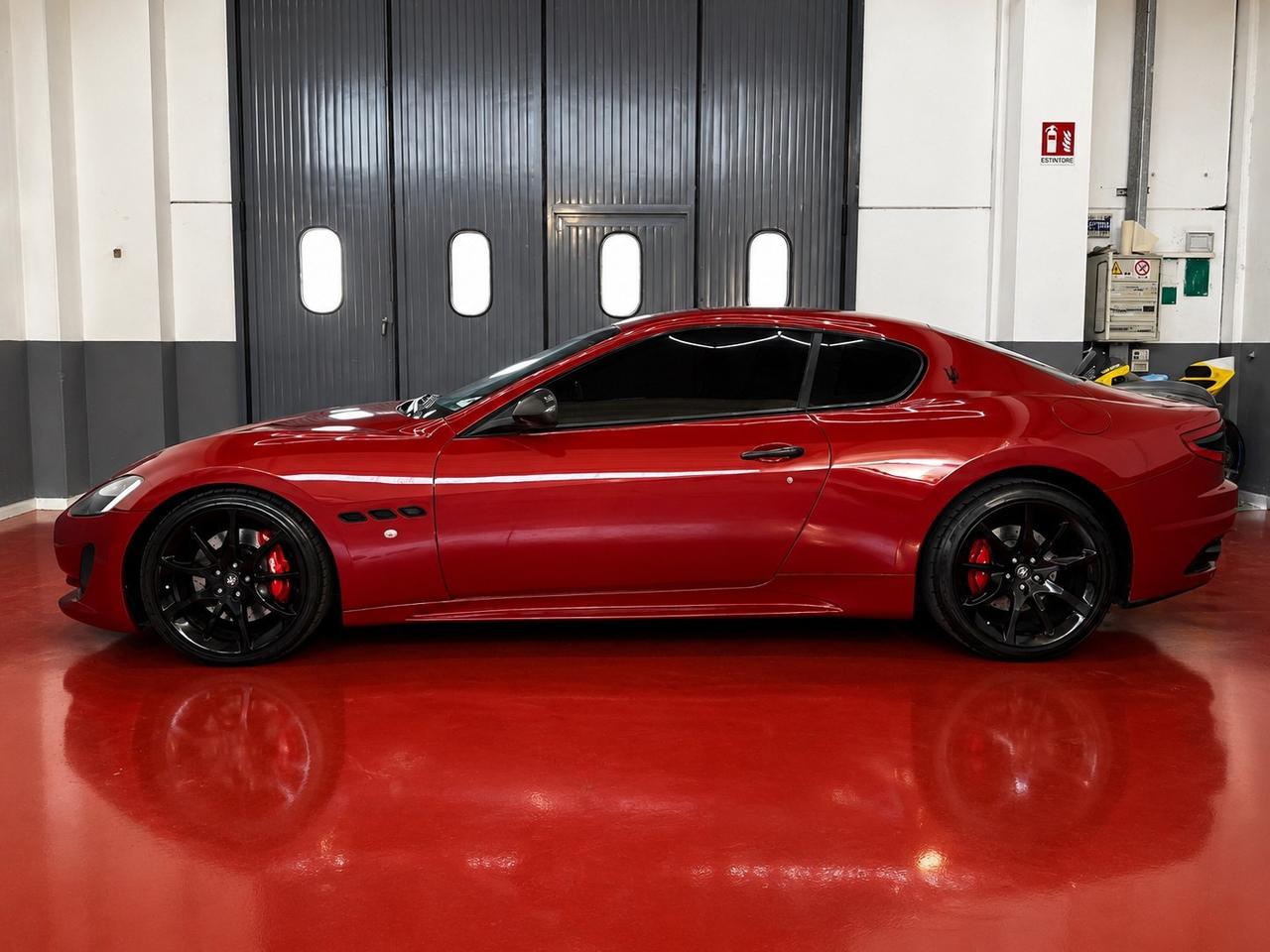 Maserati GranTurismo 4.7 V8 MC Sport