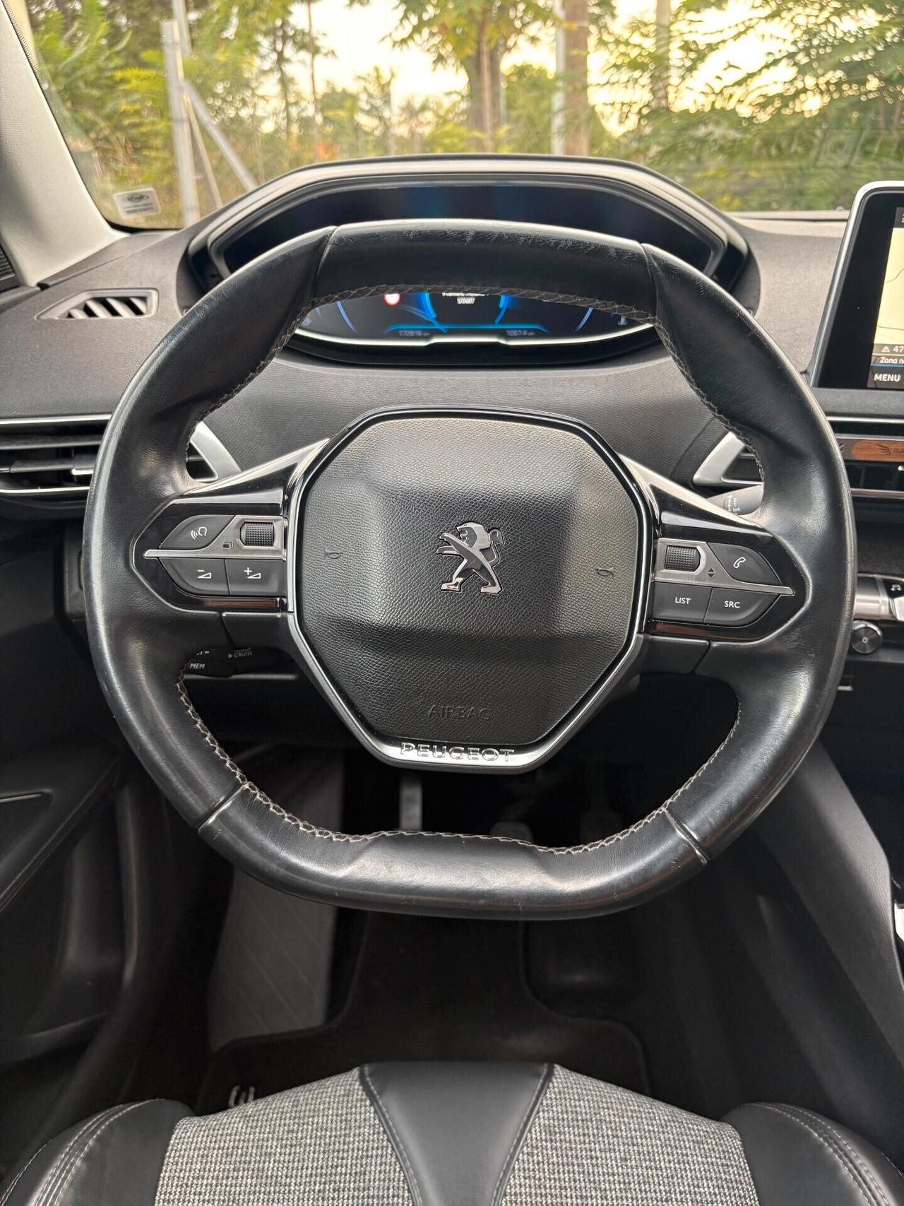 Peugeot 3008 Allure 1.6 BlueHDi 120
