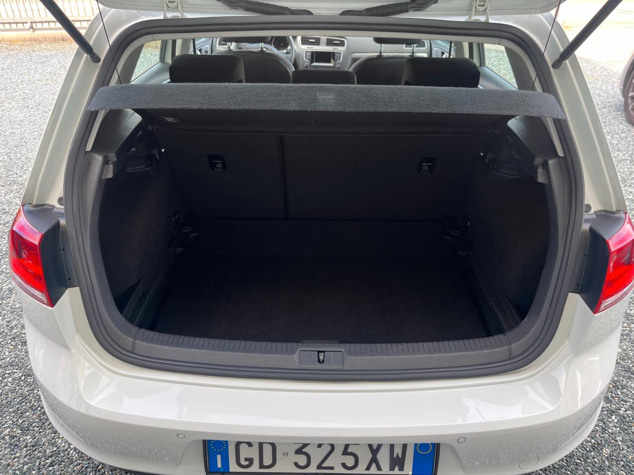 Volkswagen Golf 1.6 TDI 5p. 01/2016 NEOPATENTATI