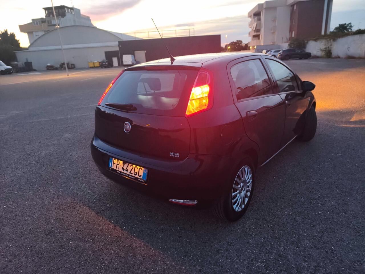 Fiat Punto 1.3 MJT II S&S 95 CV 5 porte Street(12 mesi di garanzia)