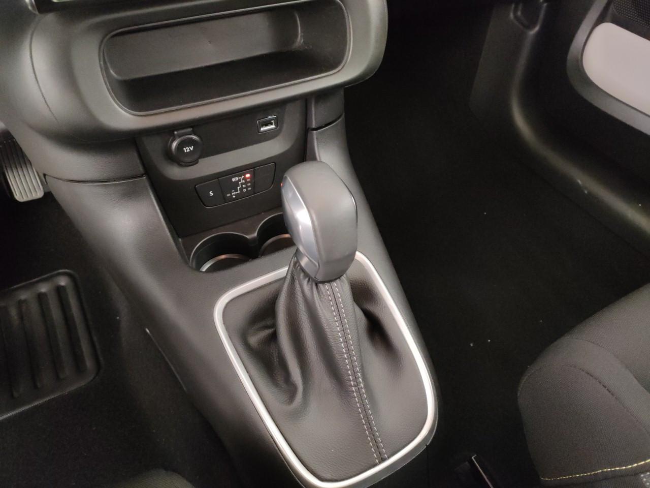 Citroen C3 1.2 puretech Shine s&s 110cv eat6