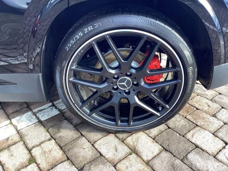 Mercedes-Benz GLA 45 S AMG 4Matic Racing Collection