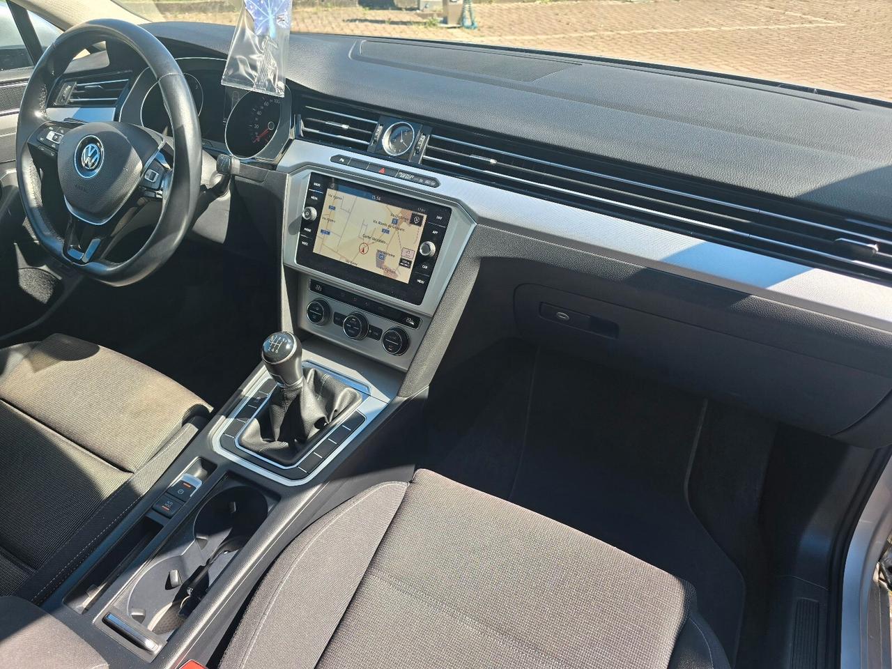 Volkswagen Passat Variant 1.6 TDI Business BlueMotion Technology
