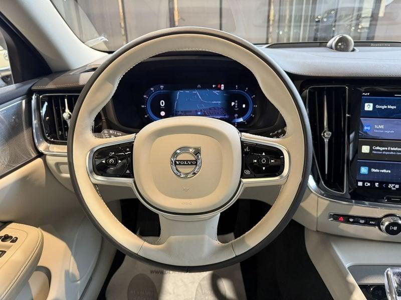 Volvo V60 Cross Country V60 Cross Country B4 (d) AWD automatico Ultimate