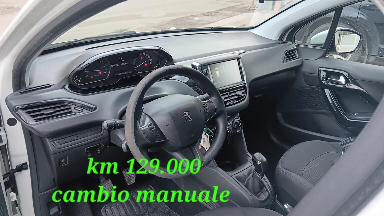 Peugeot 208 van usato mondialcars km 125.000