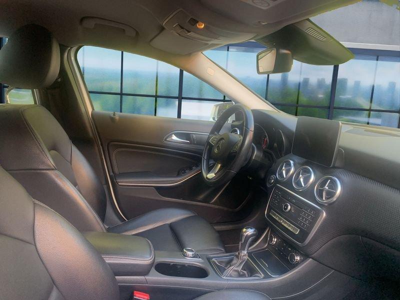 Mercedes-Benz Classe A A 180 d Sport